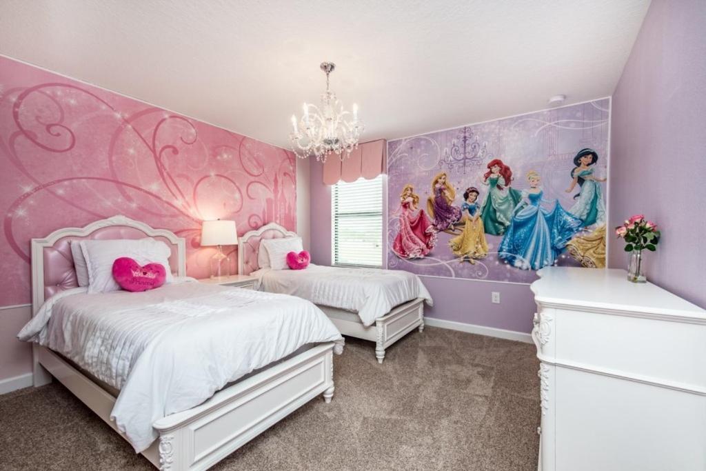 9 Bedroom With Princess And Mickey Rooms For Kids Villa Davenport Exterior photo